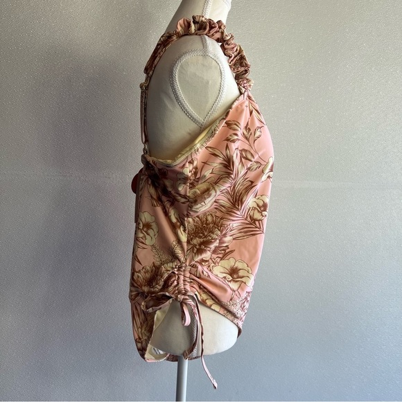 NWT Romantic Floral Print Flutter Sleeve Medium Coverage One Piece Swim SIZE 1X - Picture 8 of 17
